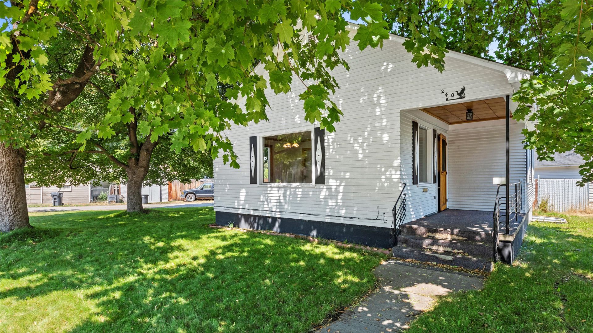 Idyllic Location and Vintage Flair Revel Real Estate